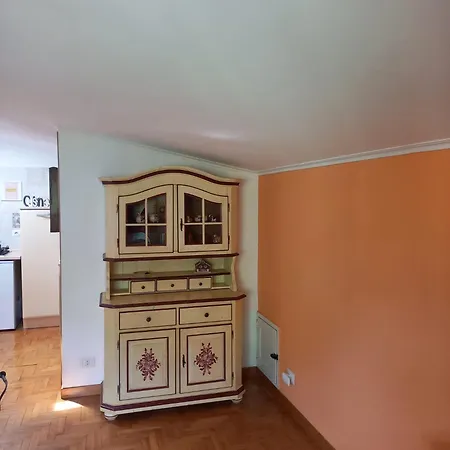 Testoni Lt Apartment